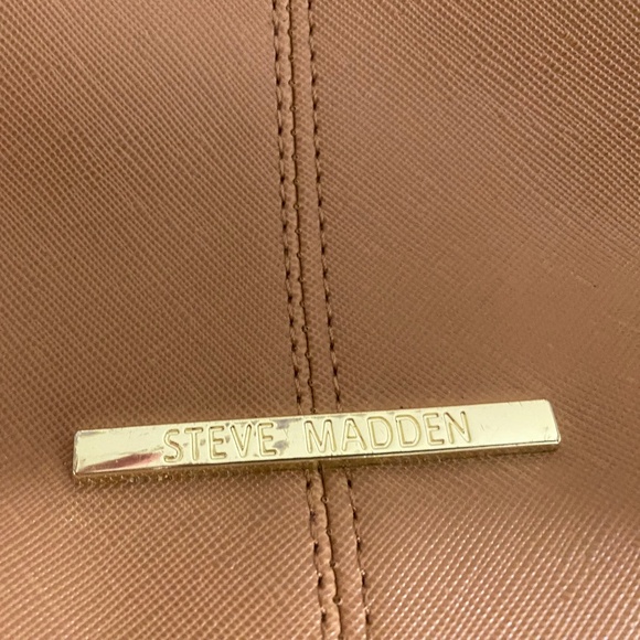 New Steve Madden Handbag - Picture 3 of 4